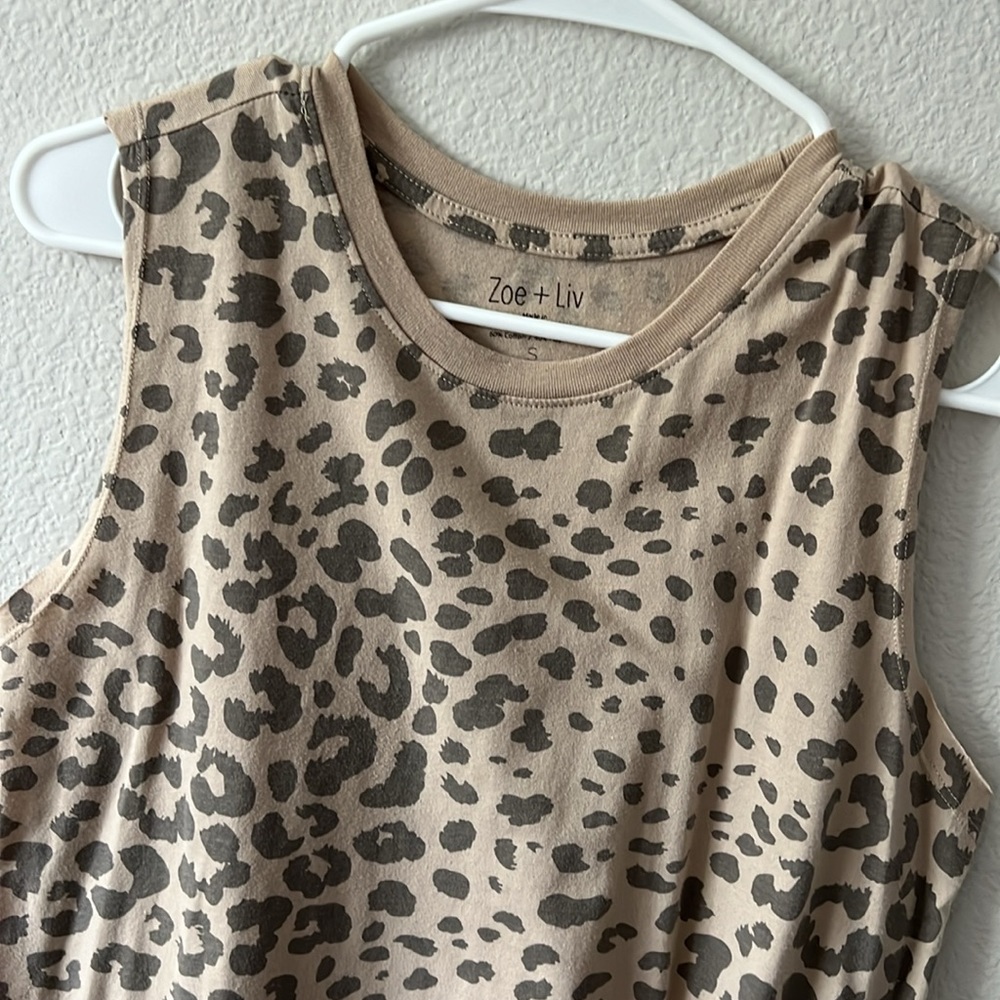 Cheetah tank top - Picture 3 of 3